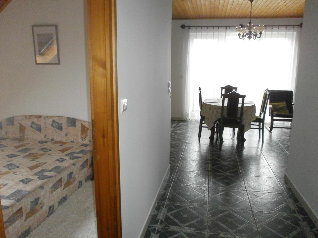 Fehér Rózsa Apartman Apartamento Cserszegtomaj Exterior foto