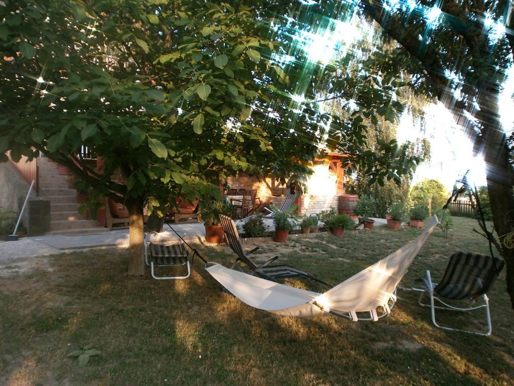Fehér Rózsa Apartman Cserszegtomaj Quarto foto