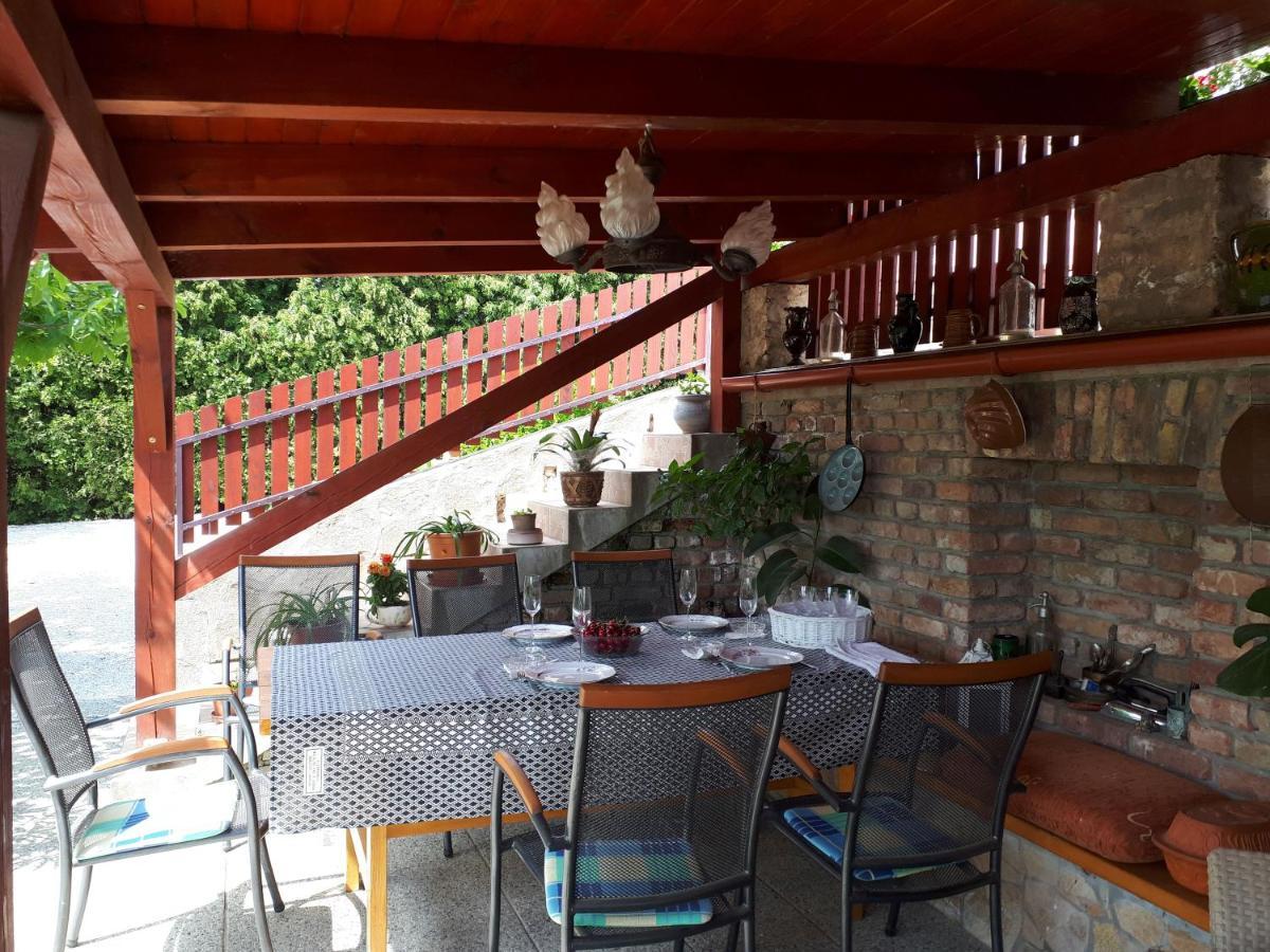 Fehér Rózsa Apartman Cserszegtomaj Exterior foto